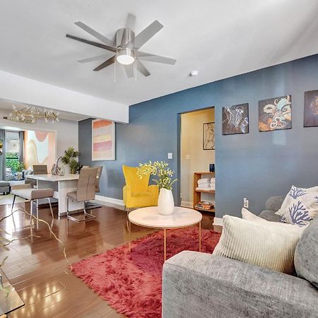 Large Gay Men'S 1 Bedroom W Gameroom Heated Pool Clothing Optional Oakland Park Bagian luar foto