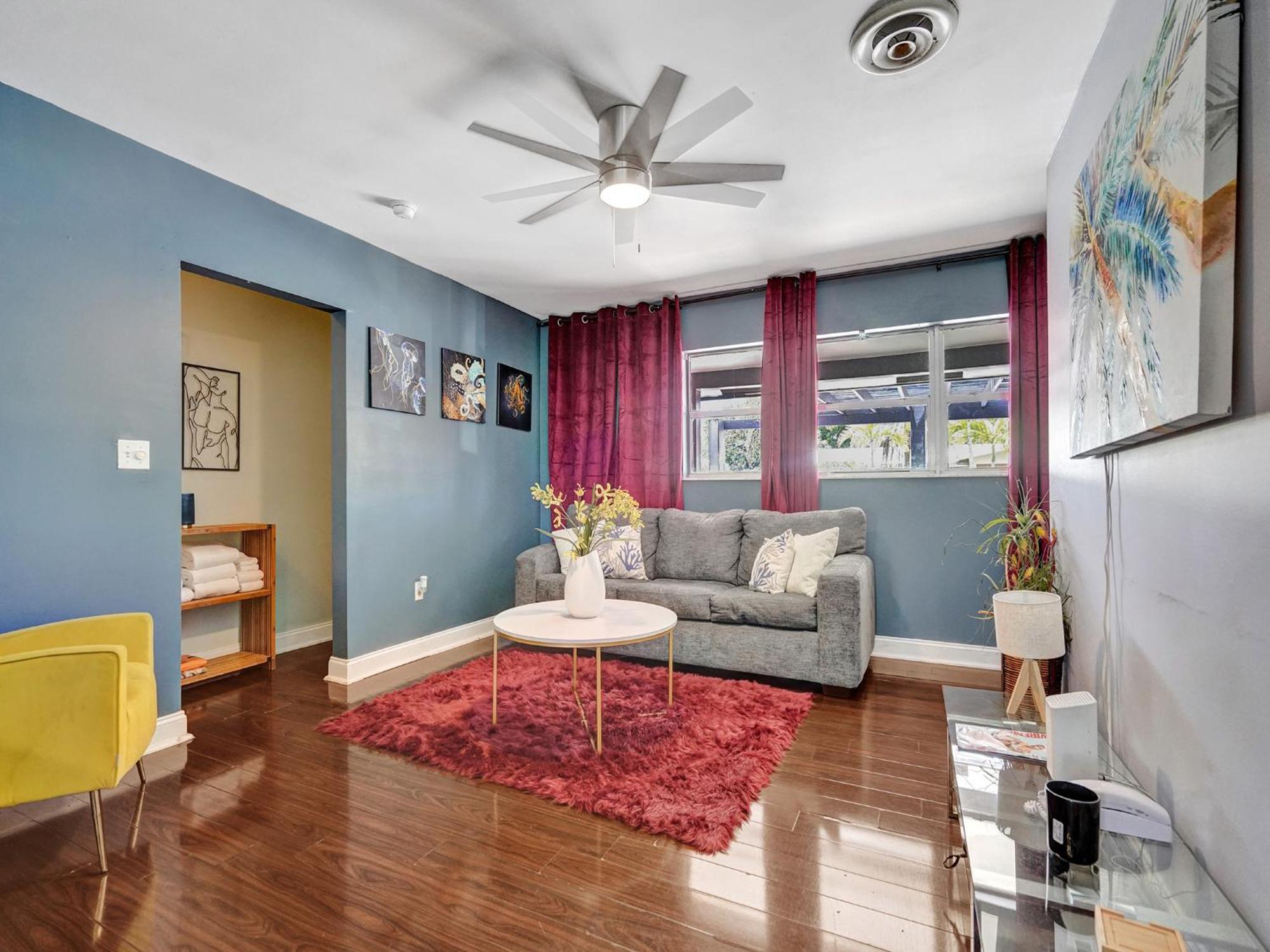 Large Gay Men'S 1 Bedroom W Gameroom Heated Pool Clothing Optional Oakland Park Bagian luar foto